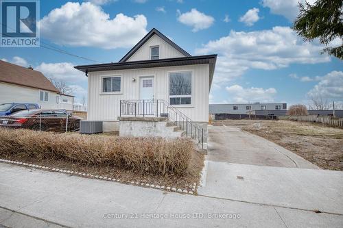 64 PATRICIA STREET  Thorold (Thorold Downtown), ON L2V 3W1