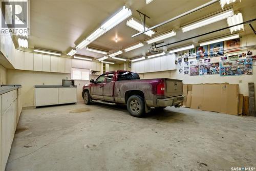 191 Elmview Road, Regina, SK - Indoor Photo Showing Garage
