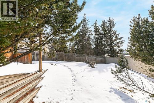 1328 Benjamin Crescent N, Regina, SK - Outdoor