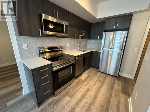 1706 - 1435 Celebration Drive, Pickering, ON - Indoor Photo Showing Kitchen With Stainless Steel Kitchen