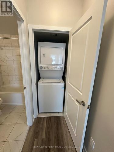 1706 - 1435 Celebration Drive, Pickering, ON - Indoor Photo Showing Laundry Room