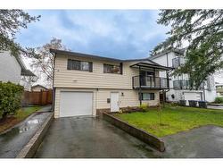 13933 90A AVENUE  Surrey, BC V3V 6Z7
