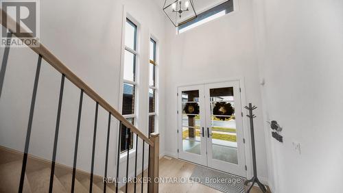 68 Locky Lane, Middlesex Centre, ON - Indoor Photo Showing Other Room