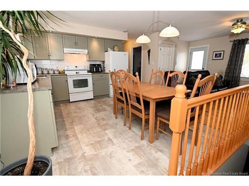 14 Daulphin Dr, Fredericton, NB 