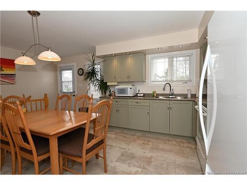 14 Daulphin Dr, Fredericton, NB 