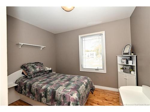 14 Daulphin Dr, Fredericton, NB 