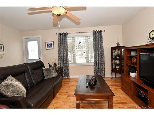 14 Daulphin Dr, Fredericton, NB 