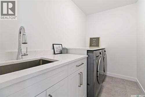 126 Chelsom Bend, Saskatoon, SK - Indoor Photo Showing Laundry Room