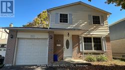 361 TERRY DRIVE  Newmarket, ON L3Y 5E7