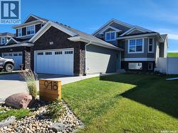 918 Pringle COVE  Saskatoon, SK S7T 0V6