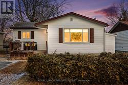 35 ROBINSON STREET  Perth, ON K7H 2E7