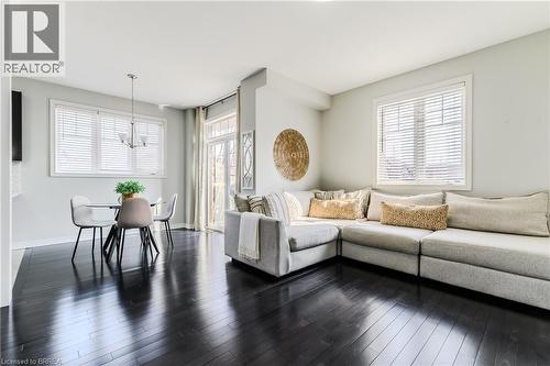 310 Fall Fair Way Unit# 34, Binbrook, ON - Indoor Photo Showing Living Room