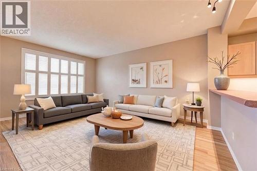 36 Norman Street, Waterloo, ON - Indoor Photo Showing Living Room
