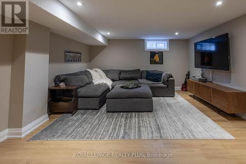 884 Eagle Drive, Burlington, ON - Indoor Photo Showing Basement