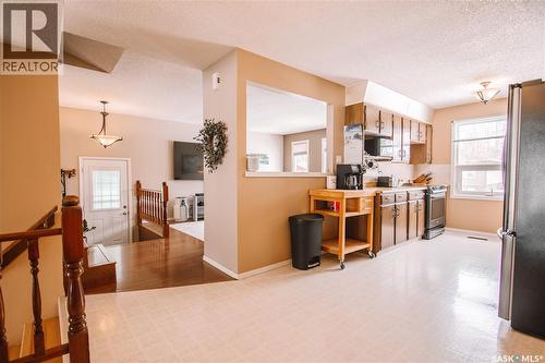 203 Paynter Crescent, Regina, SK - Indoor