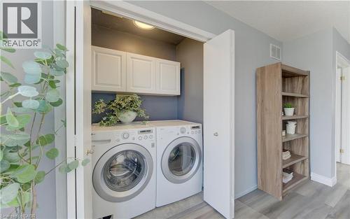 31 Adler Drive, Cambridge, ON - Indoor Photo Showing Laundry Room