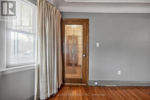 210 Huxley Avenue S, Hamilton, ON 