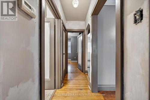 210 Huxley Avenue S, Hamilton, ON 