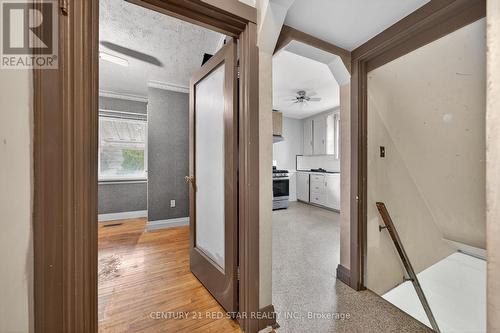 210 Huxley Avenue S, Hamilton, ON 