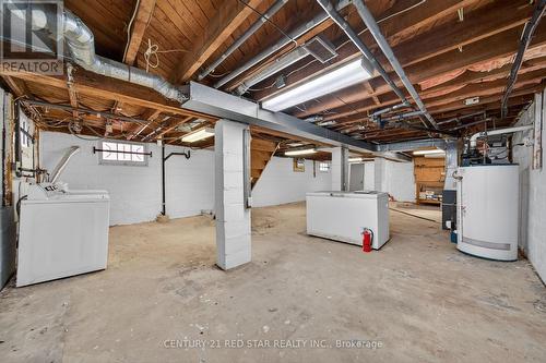 210 Huxley Avenue S, Hamilton, ON 