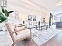 39 Credit Lane, Richmond Hill, ON  - Indoor Photo Showing Living Room 