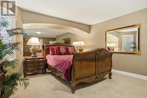 140 Dellgrove Circle, Cambridge, ON - Indoor Photo Showing Bedroom