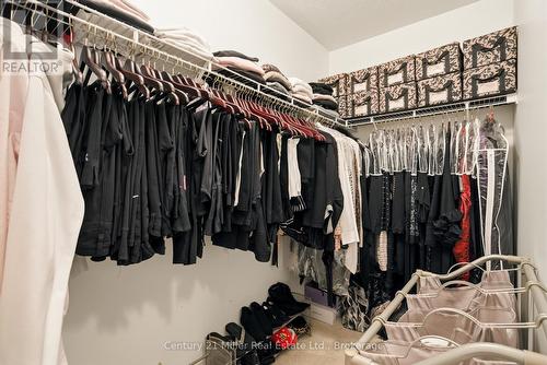 140 Dellgrove Circle, Cambridge, ON - Indoor With Storage