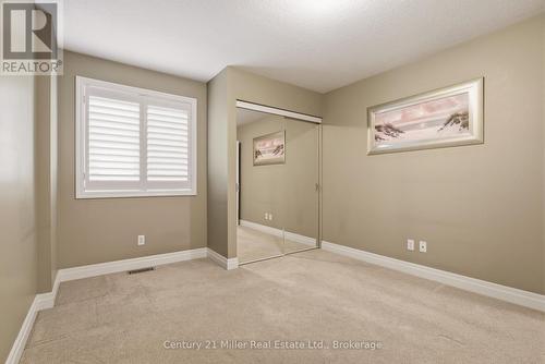 140 Dellgrove Circle, Cambridge, ON - Indoor Photo Showing Other Room