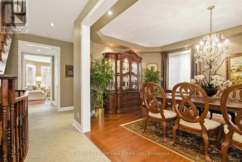 140 Dellgrove Circle, Cambridge, ON - Indoor Photo Showing Dining Room