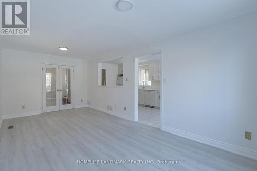 2453 Strathmore Crescent, Mississauga, ON - Indoor Photo Showing Other Room