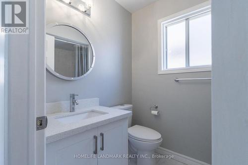 2453 Strathmore Crescent, Mississauga, ON - Indoor Photo Showing Bathroom