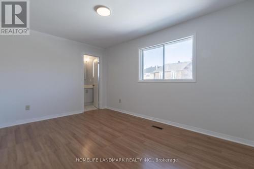 2453 Strathmore Crescent, Mississauga, ON - Indoor Photo Showing Other Room