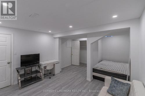 2453 Strathmore Crescent, Mississauga, ON - Indoor