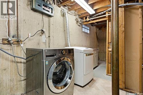 47 Mathieu Crescent, Regina, SK - Indoor Photo Showing Laundry Room