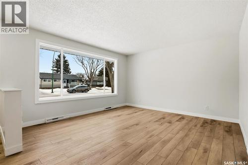47 Mathieu Crescent, Regina, SK - Indoor Photo Showing Other Room