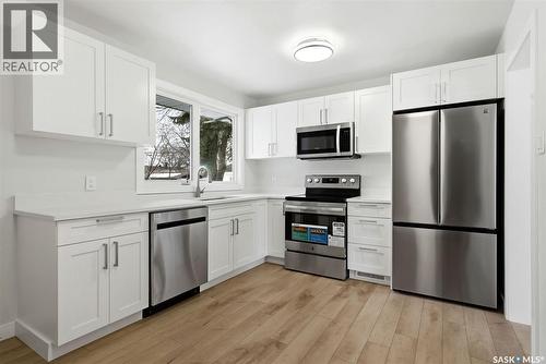 47 Mathieu Crescent, Regina, SK - Indoor Photo Showing Kitchen