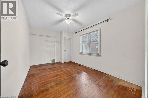 210 Huxley Avenue S, Hamilton, ON 