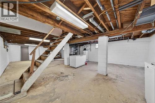 210 Huxley Avenue S, Hamilton, ON 