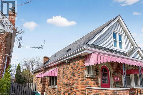 210 Huxley Avenue S, Hamilton, ON 