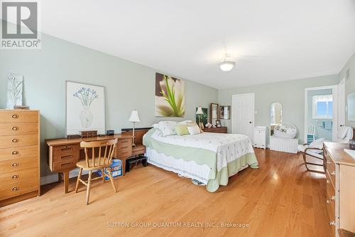 1511 Ifield Road, Mississauga, ON - Indoor Photo Showing Bedroom