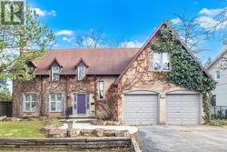 2090 MISSISSAUGA ROAD  Mississauga, ON L5H 2K6