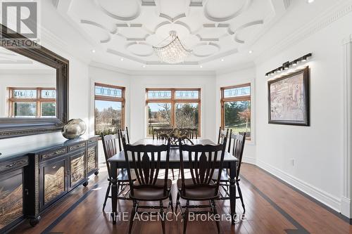 2659 2 Sideroad, Burlington, ON - Indoor Photo Showing Dining Room