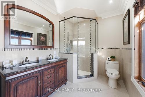 2659 2 Sideroad, Burlington, ON - Indoor Photo Showing Bathroom