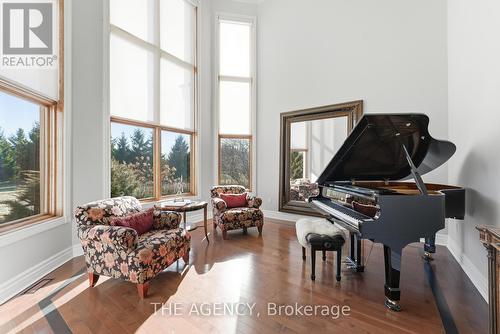 2659 2 Sideroad, Burlington, ON - Indoor Photo Showing Other Room