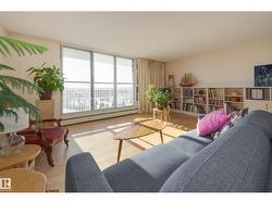 #306 12121 JASPER AV NW  Edmonton, AB T5N 3X7