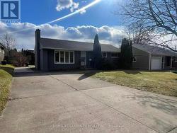 8 RICHARD STREET  St. Catharines, ON L2T 2E2