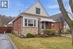 258 CLOVERDALE Avenue  Hamilton, ON L8K 4M6