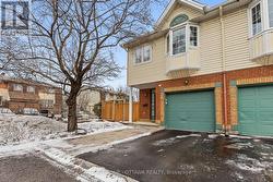 11 - 221 STATION BOULEVARD  Ottawa, ON K1G 6P3