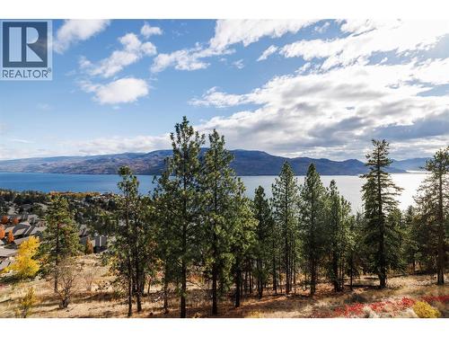 4450 Ponderosa Drive Unit# 202  Peachland, BC V0H 1X5