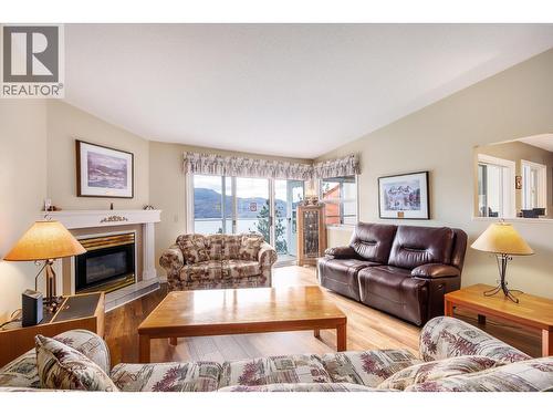 4450 Ponderosa Drive Unit# 202  Peachland, BC V0H 1X5